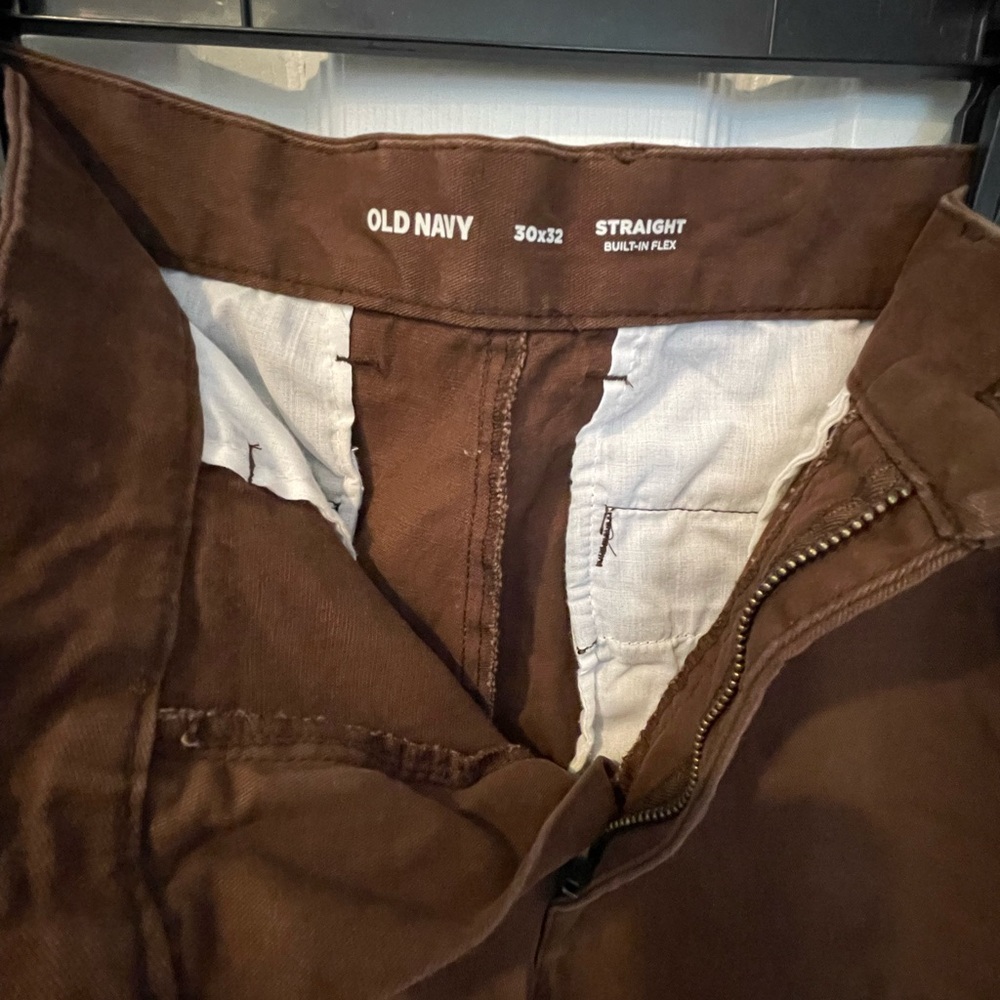 Old Navy 30 x 32 mens brown pants - Picture 11 of 13